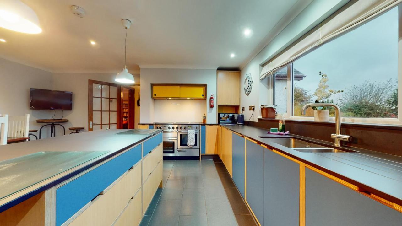 Jaw-Dropping Beach House In Anglesey Benllech Kültér fotó